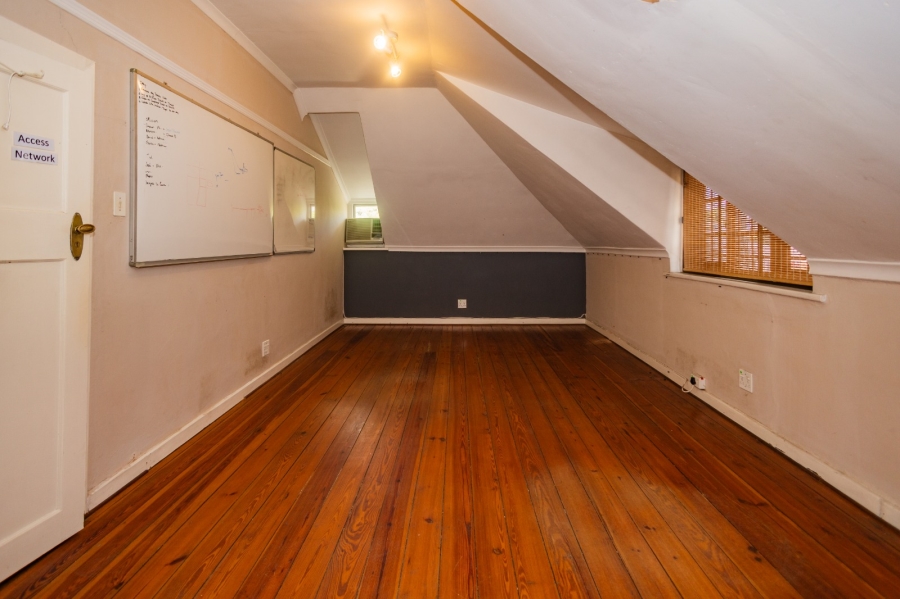 4 Bedroom Property for Sale in Paglande Western Cape